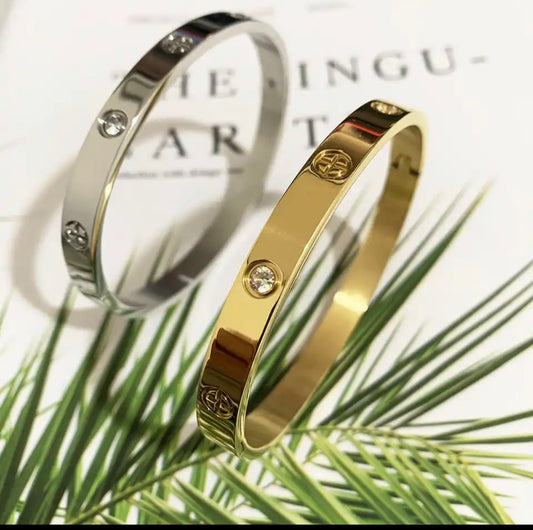 +Love Bangle Mens